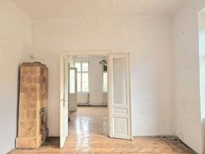 Casă interbelică ultracentrală, solidă, cu potențial excepțional   Oradea