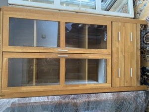 Vitrină din lemn masiv