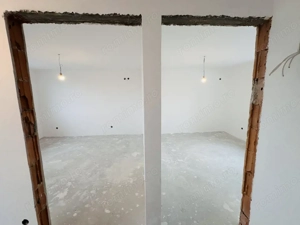 Duplex superb, 141 mp construiti, 295 mp teren, Domnesti - imagine 14