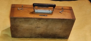 Pentru colectionari  - cutie din lemn GOALA  ruseasca  depozitare cale unghiulare  