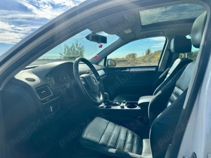 Volkswagen Touareg 3.0 V6 TDI 2012, 4X4 Automatik                                                   - imagine 4