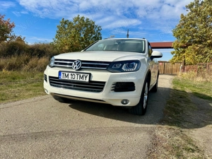 Volkswagen Touareg 3.0 V6 TDI 2012, 4X4 Automatik                                                   - imagine 8