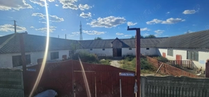 Ferma 6000 mp (cladiri, grajduri, hambar - intravilan) - imagine 2