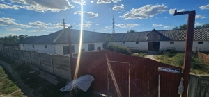 Ferma 6000 mp (cladiri, grajduri, hambar - intravilan) - imagine 4