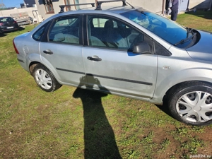 ford focus 1,6 - imagine 4