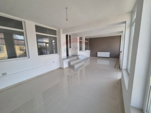 Spațiu comercial de 118mp de vânzare