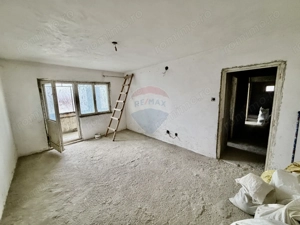 Apartament cu 4 camere - imagine 2