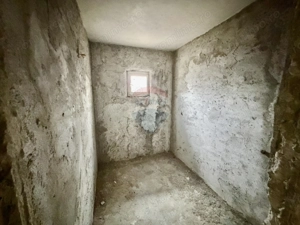 Apartament cu 4 camere - imagine 17