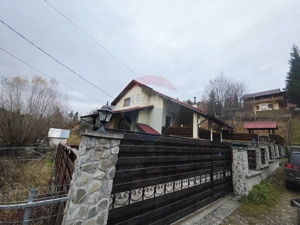 Casa /Vila de vanzare in Durau - imagine 2