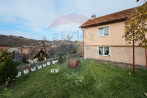 Casă cu 5 camere si curte, de vânzare, zona Centrul Istoric!