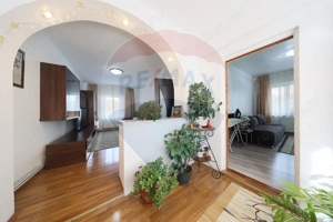 Casă cu 5 camere si curte, de vânzare, zona Centrul Istoric! - imagine 10