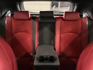 Lexus UX - imagine 12