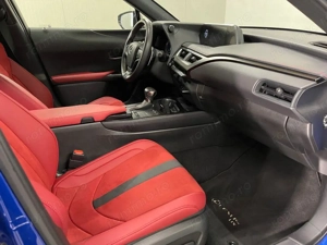 Lexus UX - imagine 11