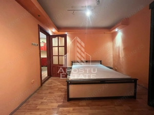 Apartament cu 3 camere, semicomandandat, etaj intermediar, Sagului - imagine 3