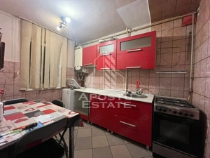 Apartament cu 3 camere, semicomandandat, etaj intermediar, Sagului - imagine 6