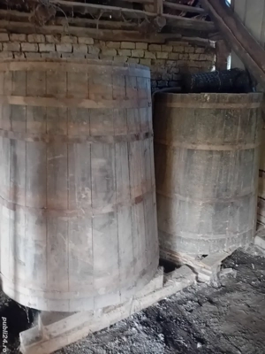 vând cadă din lemn de brad - imagine 3