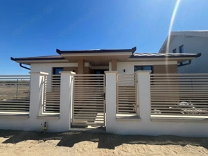 Casă de vânzare cu 3 camere in Sânmartin-Cihei, Bihor