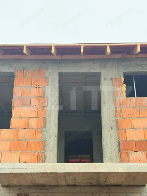 Casă modernă, cu 3 dormitoare și teren de 220 mp – 155.000 € negociabil - imagine 8