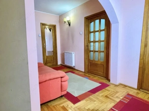 Apartament 3 camere decomandat langa școală numărul 2