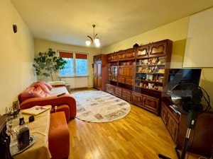 Vand apartament 3 camere, et 3/4, Pandurilor