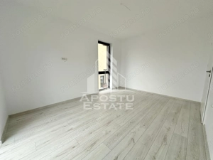 Apartamente cu 2 camere disponibile imediat la intrare in Giroc. - imagine 8