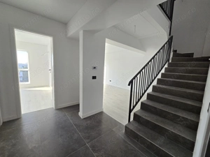 4 camere tip Duplex la 10 minute de Metrou Piata Sudului