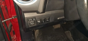 Toyota Auris Hybrid 2013, Hatchback, 1.8 HSD - imagine 2