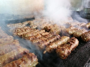 Angajam personal restaurant tip grill si meniul zilei