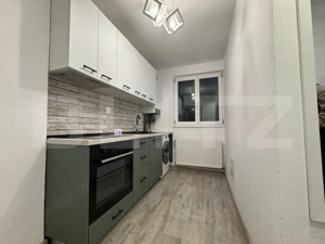 Vand apartament 2 camere, decomandat, Cornisa