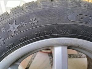 Roți și jante cu anvelope.