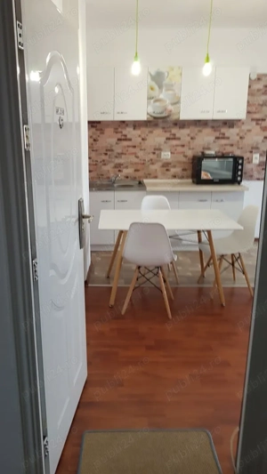 Vand ultracentral 3 camere mari +1 2 camera, Piata Kogalniceanu - COMISION 0 -  - imagine 2