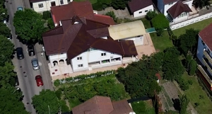 Casa cu destinatie versatila: clinica medicala, after - school, camin seniori