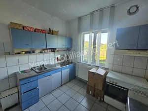 Casă   Pensiune de vânzare în Curtea de Argeș, zona Valea Sasului. - imagine 6