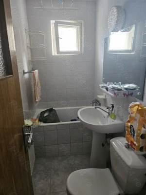 Vand ap. 3 cam.  decomandat in Predeal - imagine 2