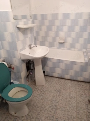 Ofer spre inchiriere apartament cu 2 camere - imagine 4