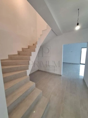 CHISODA - DUPLEX SPATIOS - 5 CAM - 3 BAI - ZONA LINISTITA - imagine 9