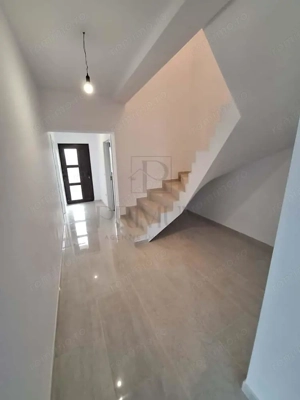 CHISODA - DUPLEX SPATIOS - 5 CAM - 3 BAI - ZONA LINISTITA - imagine 10