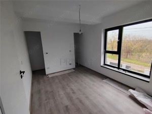 Duplex modern - despartit prin baie - 2 fronturi stradale - pompa caldura - imagine 8