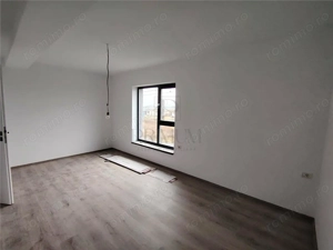 Duplex modern - despartit prin baie - 2 fronturi stradale - pompa caldura - imagine 10