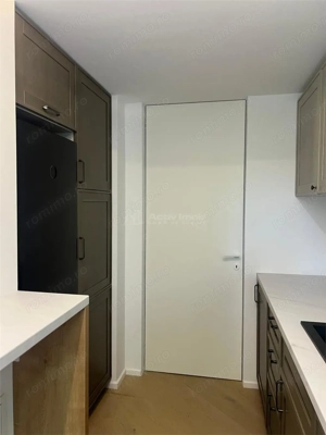 2 Camere, Lux, Cortina Academy, 3 min Metrou Academia Militara - imagine 12