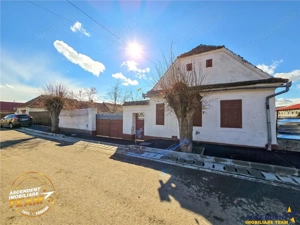 Tur 3D! Casa autentica cu sura,1.800mp teren, in statiunea balneara Valcele,Araci, Covasna - imagine 3