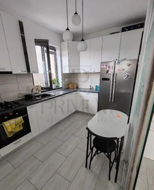 Duplex complet mobilat si utilat - toate utilitatile - bucatarie inchisa.