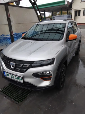 Proprietar vand Dacia Spring