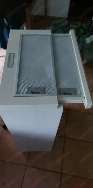 Hota slim cu tot cu corp plus polița, este noua, motor în 2 faze plus lumina