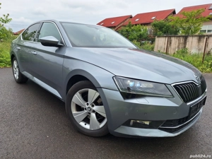 Skoda Superb Hatchback 2.0 tdi  - imagine 2