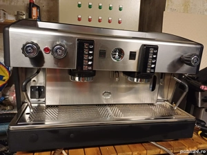 vand esspresor bar cu montaj  , masina cafea Wega