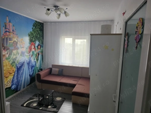 Vand apartament 3 camere  - imagine 3