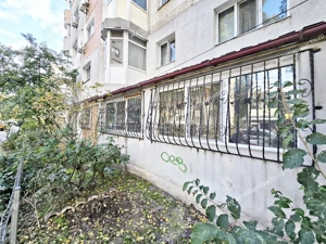 Apartament cu 3 camere, Micro 17, pretabil și pentru activități comerciale. - imagine 10