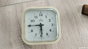 Ceas Aradora , nefuncțional, comunism  - imagine 4