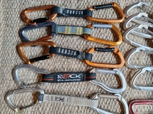 Vând bucle noi și SH 